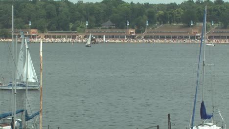 Strandbad-Wannsee-in-Berlin,-Germany