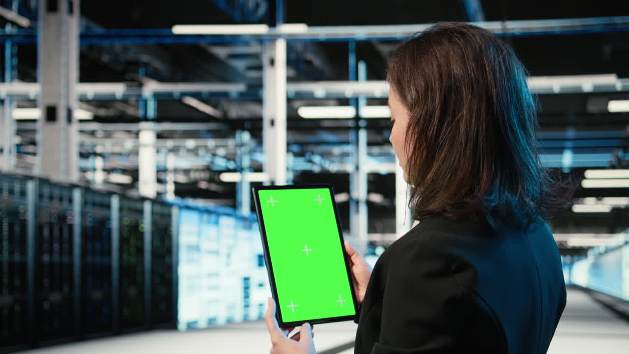 Green Screen Tablet, Optimizing Servers And Admin In Data Center