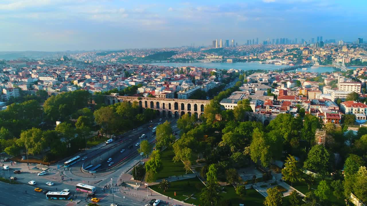 acueducto de valens aéreo de estambul turquía imperio romano oriente medio asia bizancio disparo de avión no tripulado