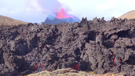 冰島fagradalfjall火山火山爆發時的火山溶岩流的前端