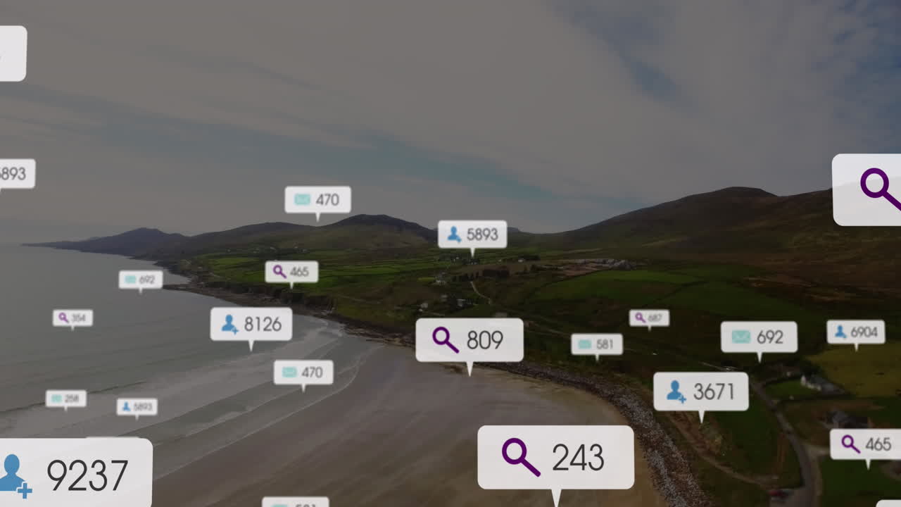 animación de iconos de medios scoial y procesamiento de datos sobre el mar.