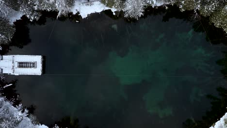 Winter-Aerial-of-Kitch-iti-kipi-in-the-UP-of-Michigan