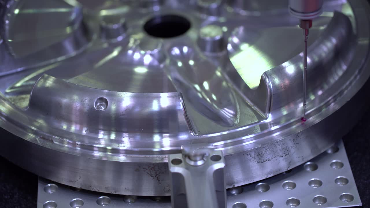 máquina de fresado cnc para el trabajo de metales.