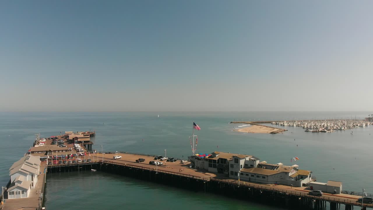 vista aérea de santa bárbara, california