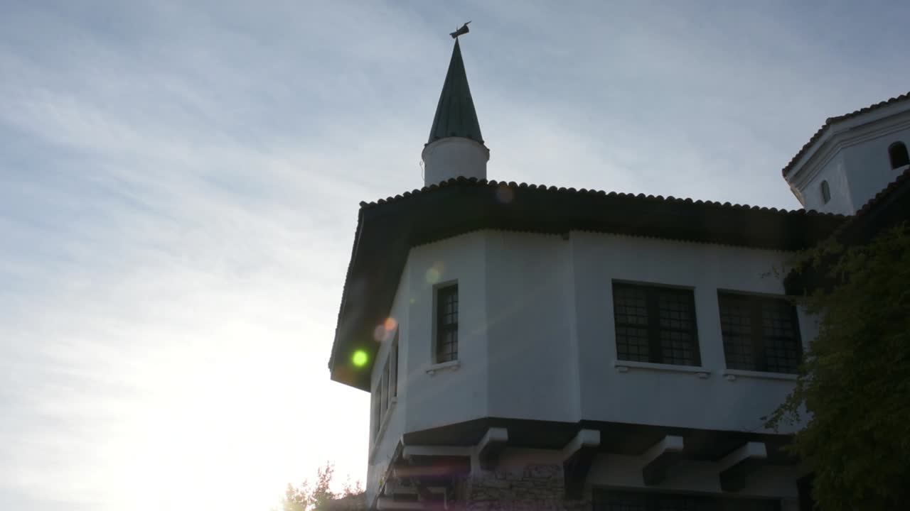 발치크 불가리아의 호화로운 미나렛이 있는 루마니아 여름 별장 여왕의 메리