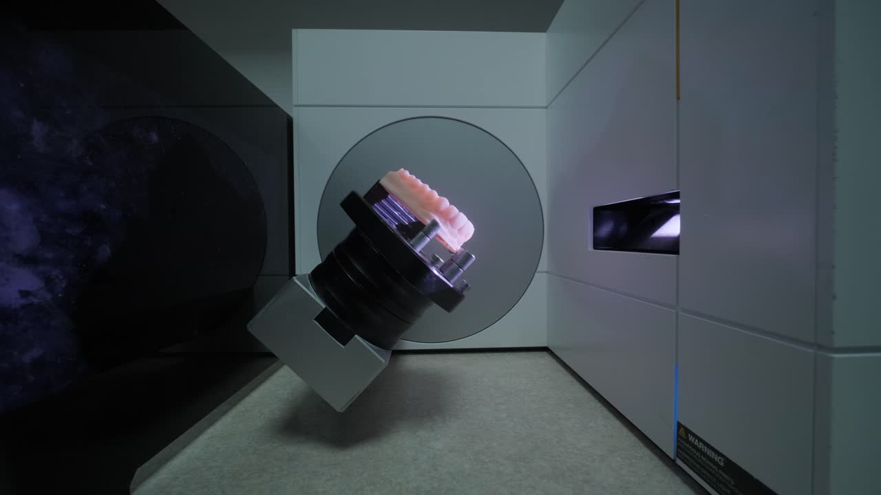 3D Dental Scanner Capturing Full Arch Denture Model