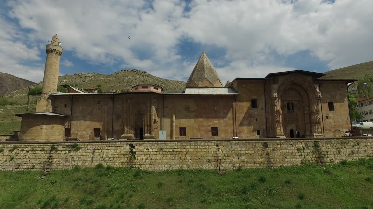 la gran mezquita y el hospital de sivas divrigi (sivas divriği ulu camii)