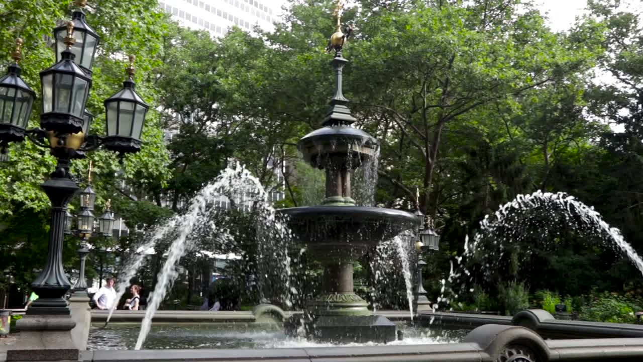 A fountain in a park in New York City