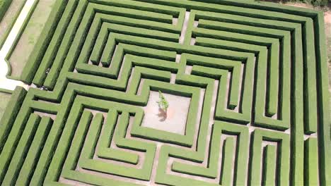 prise de vue aérienne au-dessus du labyrinthe dans le parc cuevas de las maravillas san pedro de macoris république dominicaine