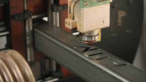 laser cutting metal beam