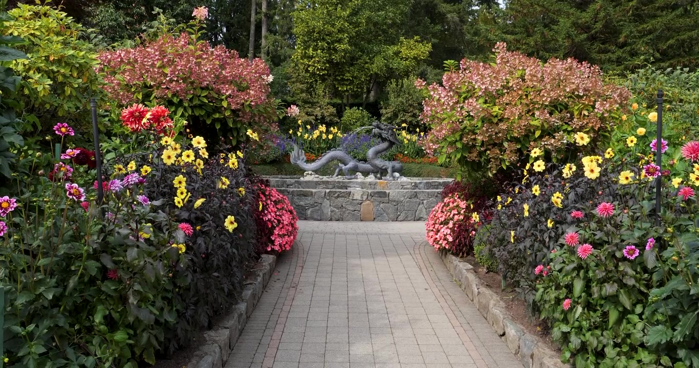 La Fontana del Drago nei Giardini Butchart di Victoria, Columbia Britannica, Canada.