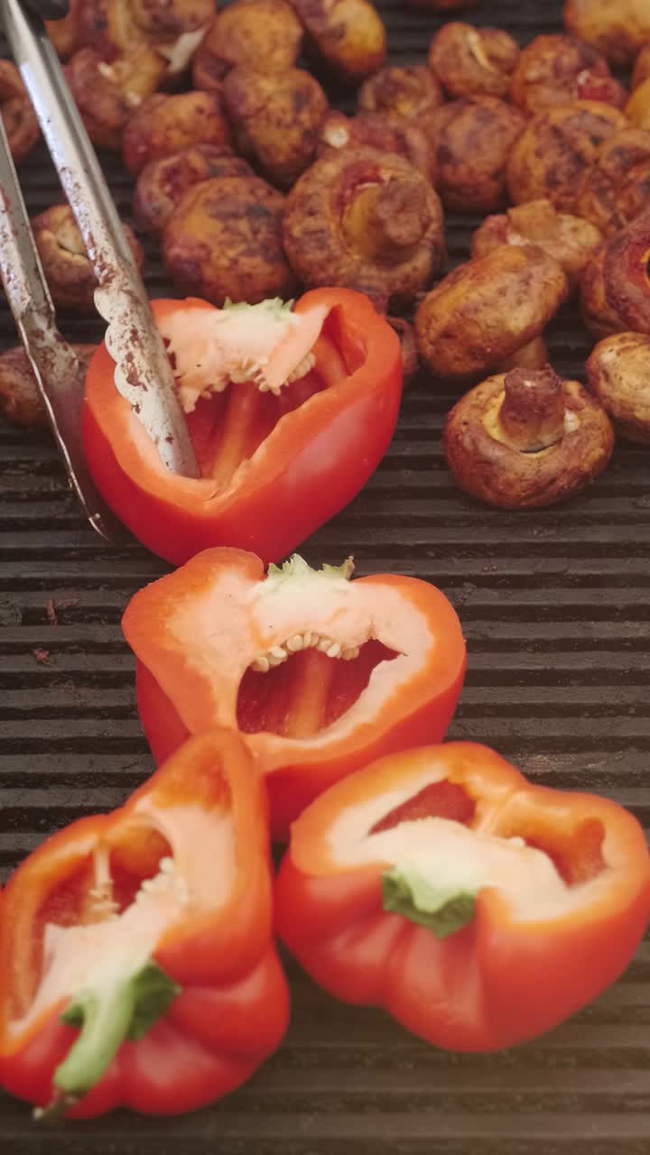 Grilled Mushrooms and Peppers