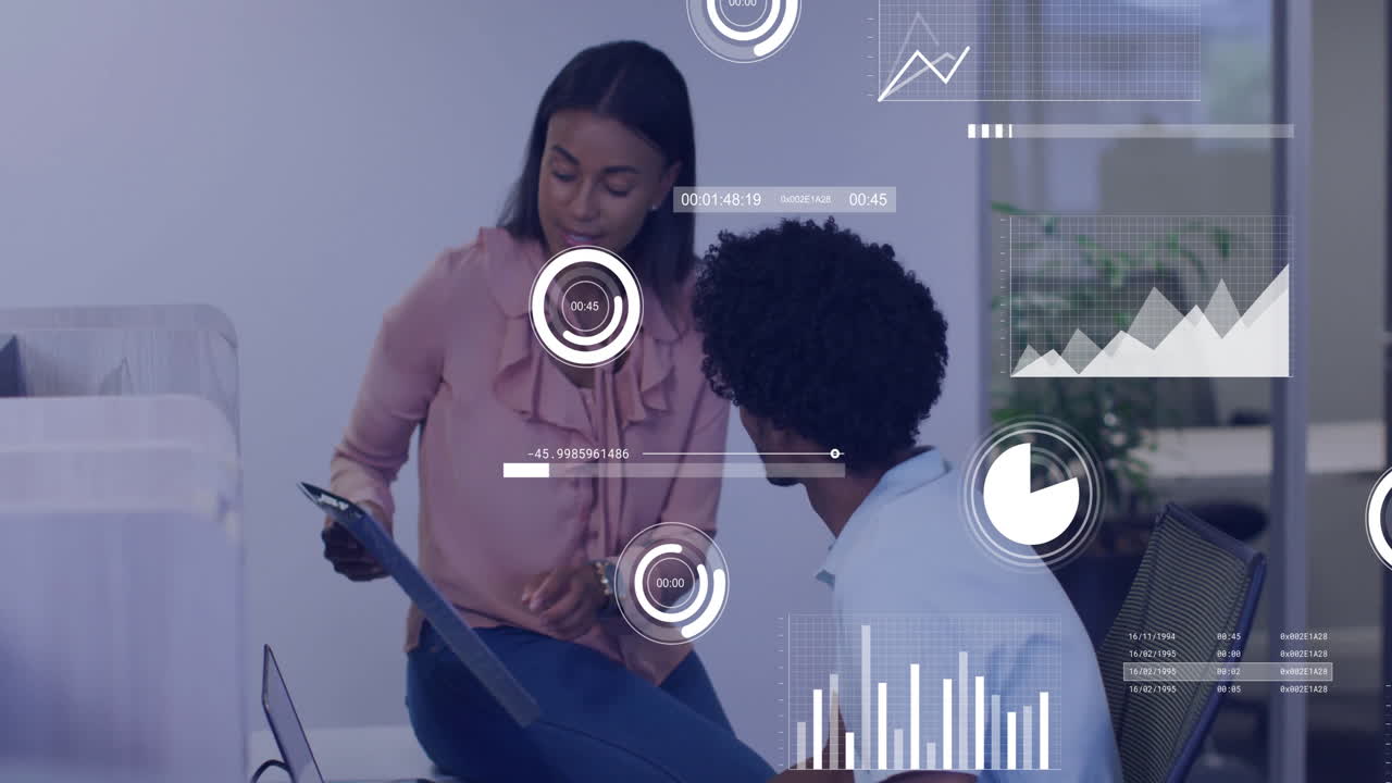animación de análisis de negocios sobre colegas discutiendo datos en la oficina moderna
