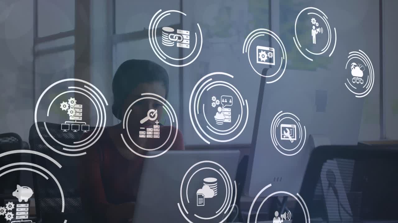 animación de la red de conexiones con iconos sobre empresaria biracial en la oficina