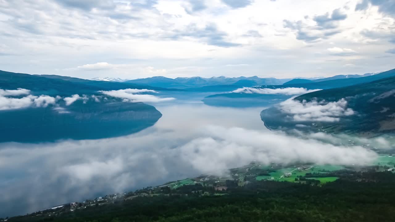 공중 영상 아름다운 노르웨이의 자연.