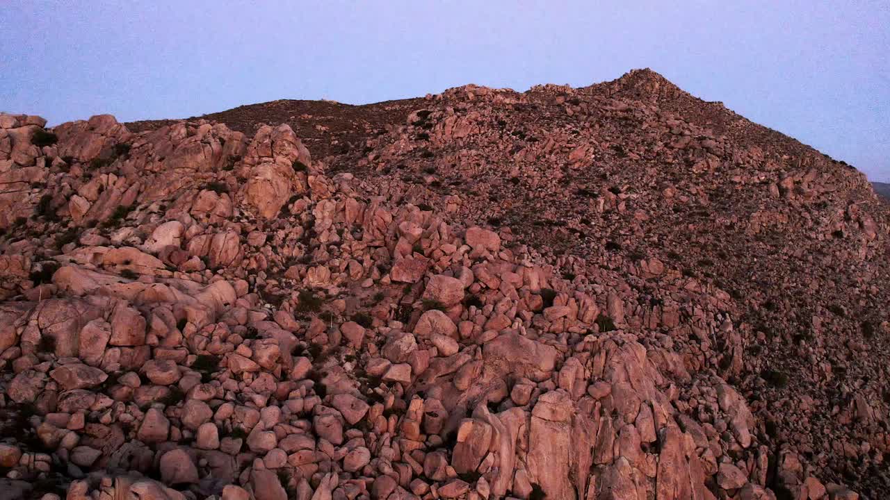 Formazione rocciosa desertica situata a DeAnza Springs a Jacumba, California, appena a est di San Diego, California 4.