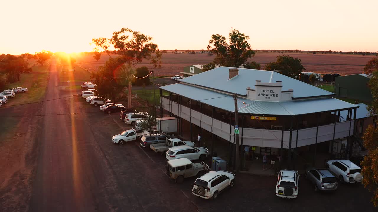 Armatree, NSW, Australia – December 18th 2018. Armatree Hotel at sunset as local have cold beers
