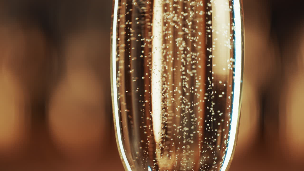 액체 형태의 반 ⁇ 이는