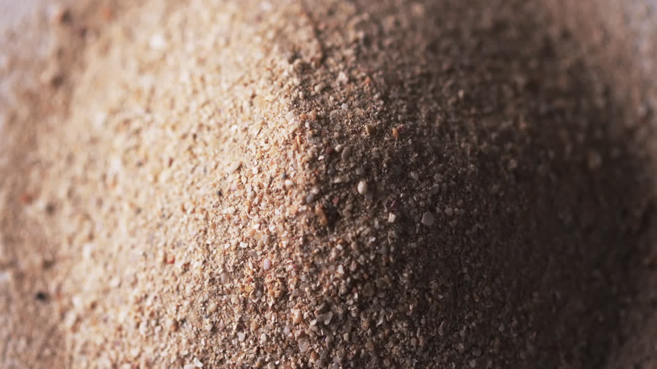 видео с крупным планом песчаных зерен и копирования пространства фона