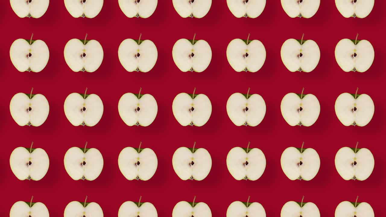 은 배경과 그림자를 가진 신선한 사과의 다채로운 과일 패턴, 사과 조각과 함께 원활한 패턴, 현실적인 애니메이션, 4k 비디오 모션