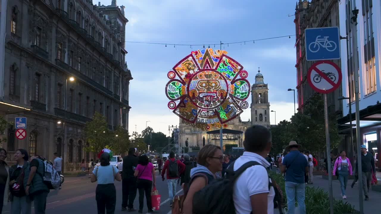 Decorations at the entrance to the zocalo in Mexico City for the celebration of the independence