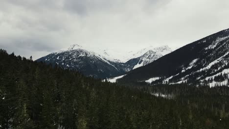 Aerial-drone-shot-of-mountain-landscape-near-Duffey-Lake-in-British-Columbia,-Canada