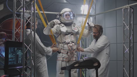 astronaut training simulation