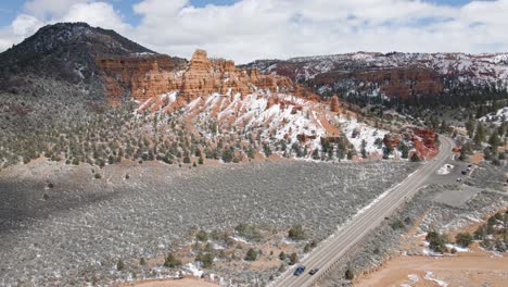 hoodoos of bryce canyon national park in april with snow in utah, usa