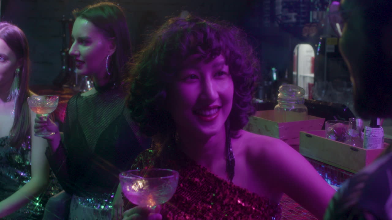 amigos en una fiesta