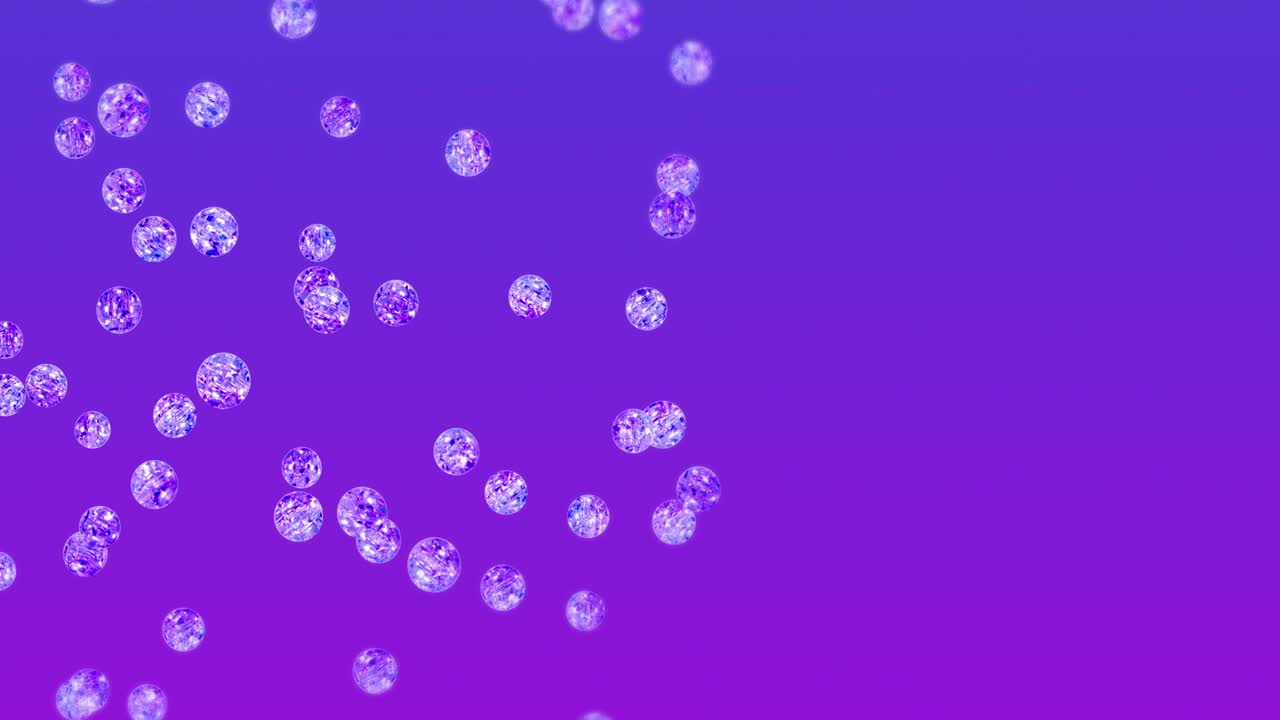 보라색 배경에 많은 은 크리스탈 구를 날아. 투명, 다채로운 유리. 반이는 공 회전의 3d 애니메이션. 루프 애니메이션.