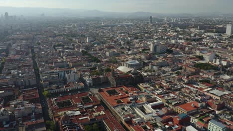 Toma-De-Establecimiento-De-La-Ciudad-De-México,-México-En-Un-Hermoso-Día