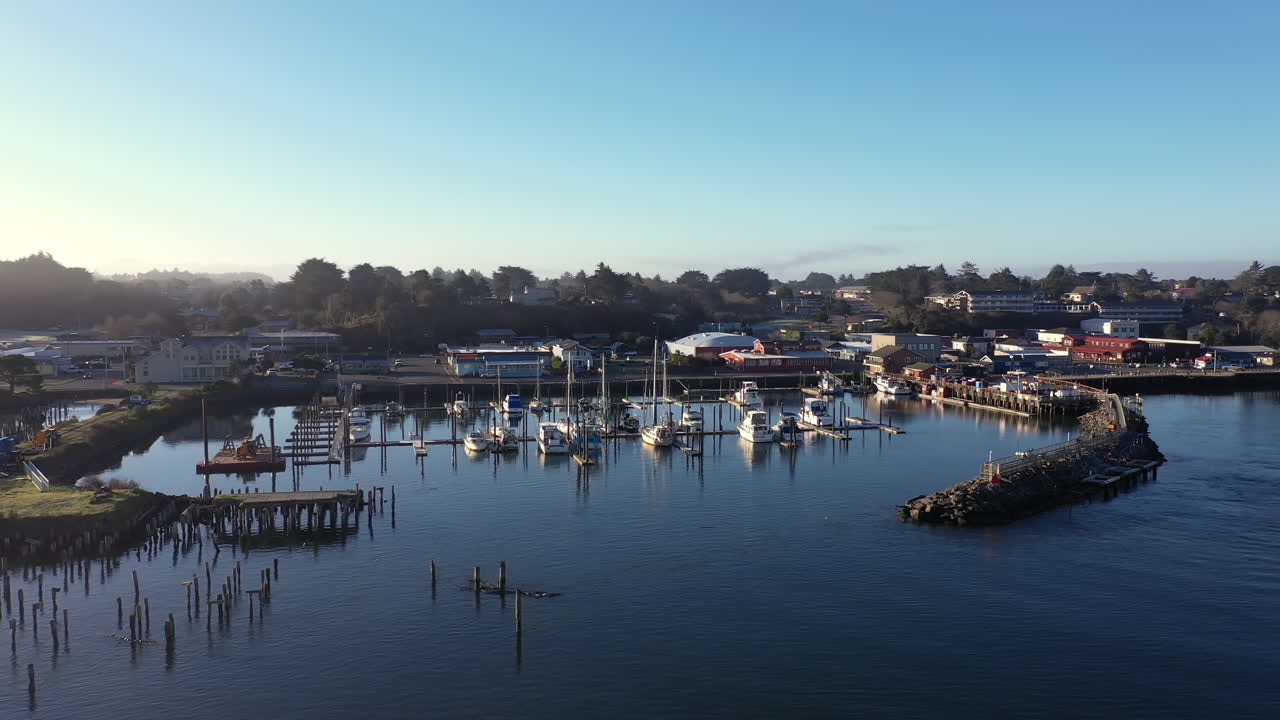puerto de bandon, ciudad costera en la costa de oregon, estados unidos