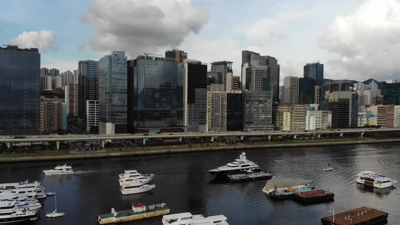 홍콩 kwun tong 태풍 대피소 상공의 드론 영상