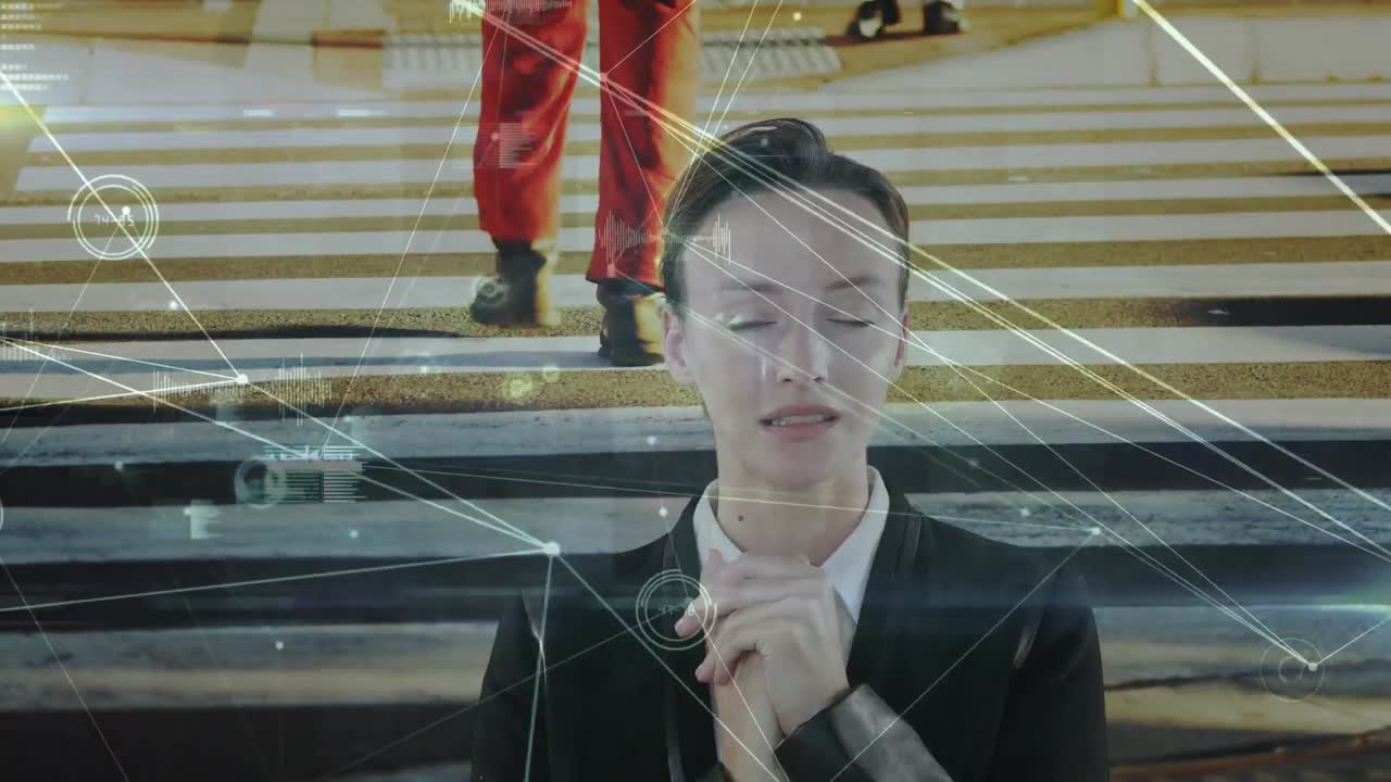 анимация кавказской бизнесменки и сеть связей с людьми, идущими по улице