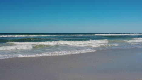 Beach-Waves-Crashing-in-Florida