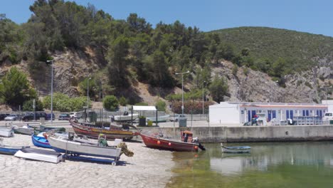 A-low-Tide-at-Sesimbra-Harbour-in-Portugal