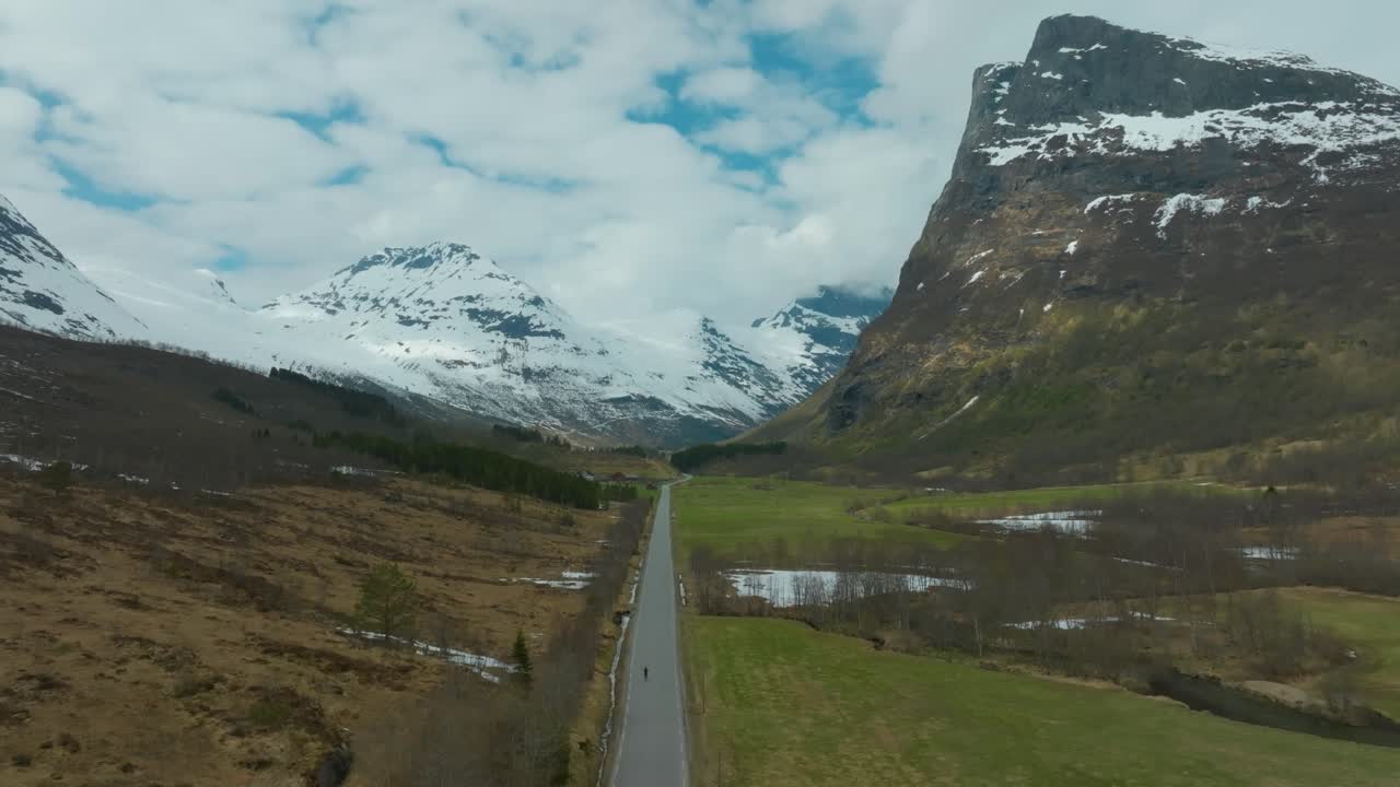 Norangsdalen one of the narrowest valleys in Norway