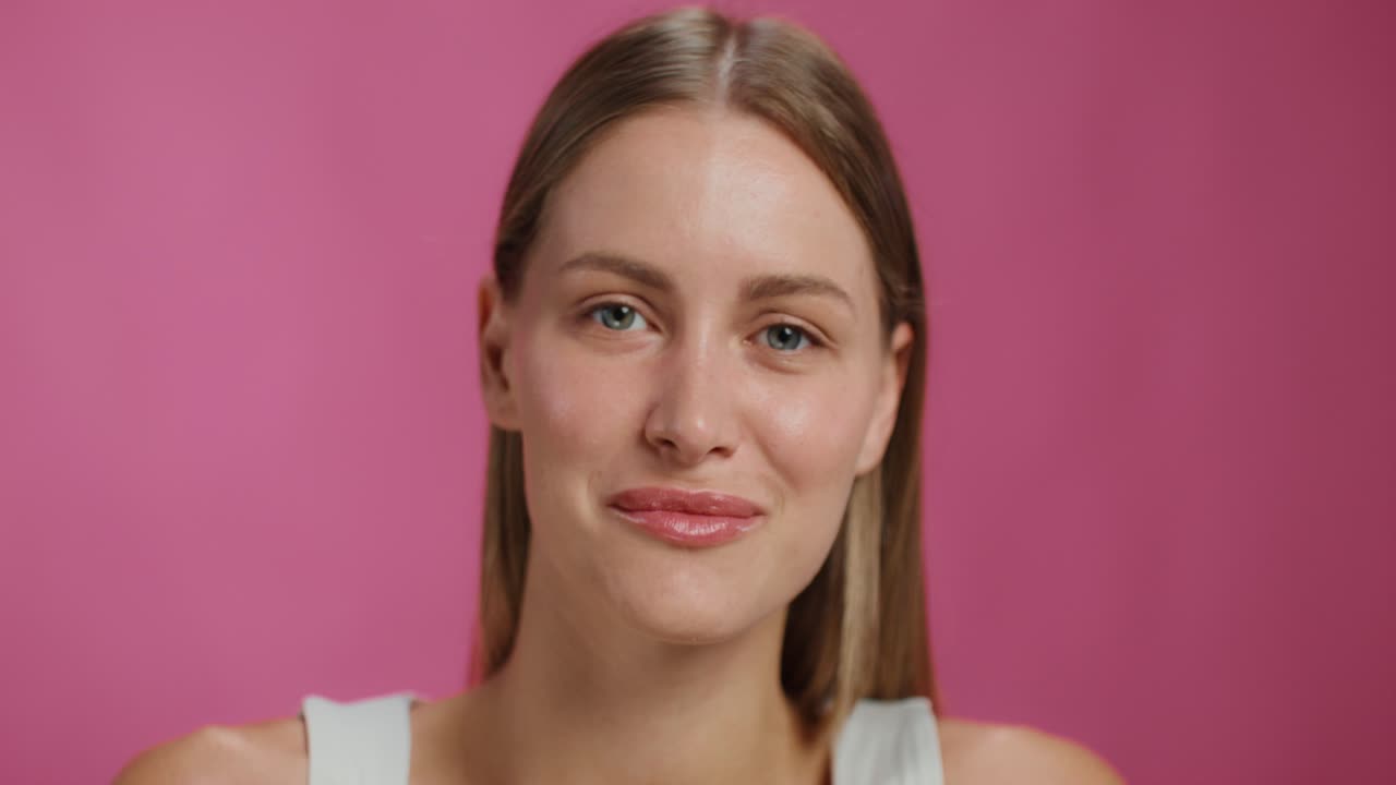 retrato de una mujer feliz