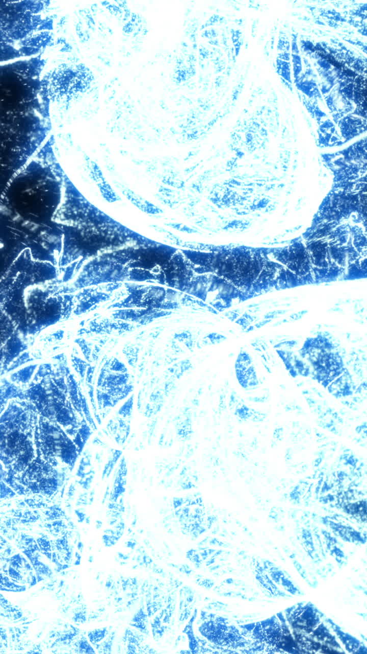 Linee e particelle di energia astratte blu luminose