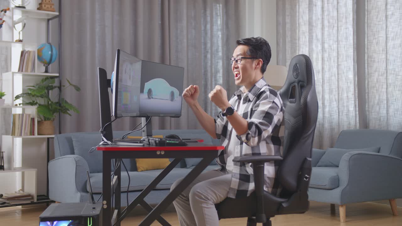 컴퓨터 작업 중에 흥분하거나 좌절한 사람