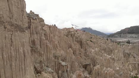 Incredible-sandstone-hoodoo-formations-are-caused-by-extreme-erosion