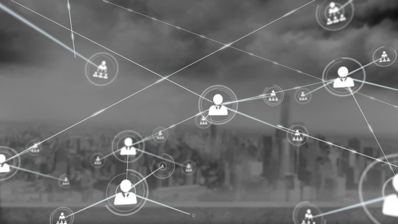 Animazione di rete di connessioni ed elaborazione dati su sfondo di paesaggio urbano.