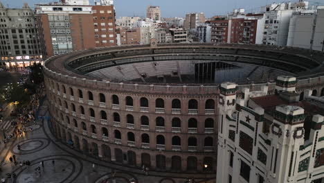 Drone-Reveal-of-Colosseum-in-Valencia,-Spain