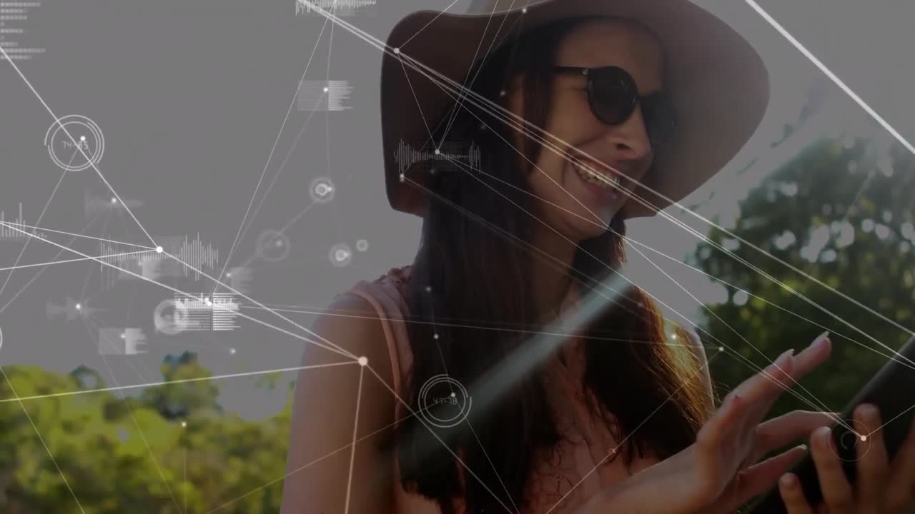 animación de la red de conexiones a través de la mujer usando la tableta