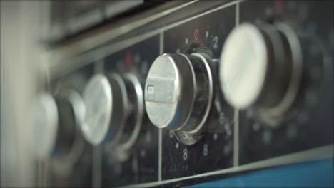 vintage radio controls