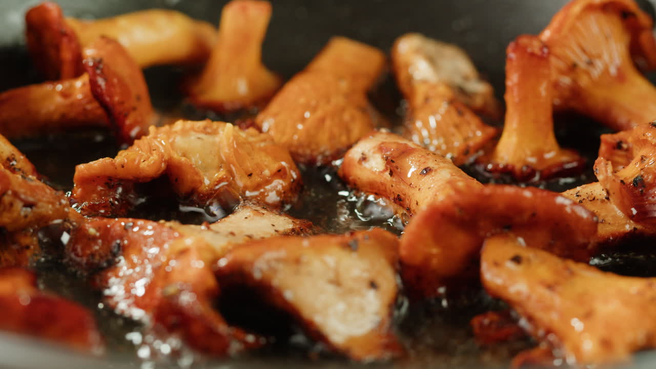 Pan-Fried Chanterelles