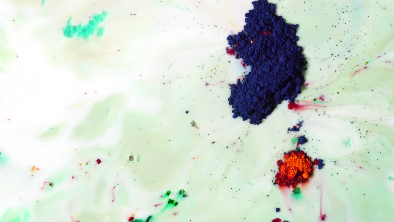 Vortici astratti di liquidi colorati