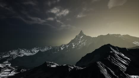 Sturmwolke-über-Dolomiten