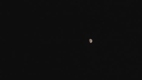 Moon-Timelapse-no-light-pollution