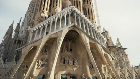 sagrada familia exterior view